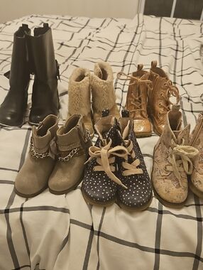 Kids Polka Dot Lace-Up Boots - Navy